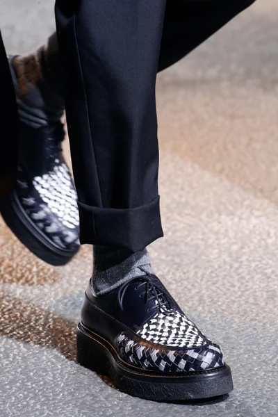 Look 50